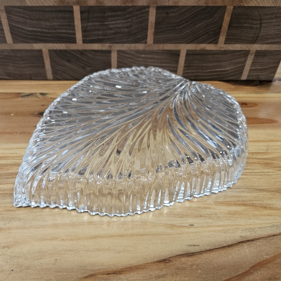 Mikasa Clear Glass Leaf w/ Stem Serving Platter Dish - Picture 6 of 6